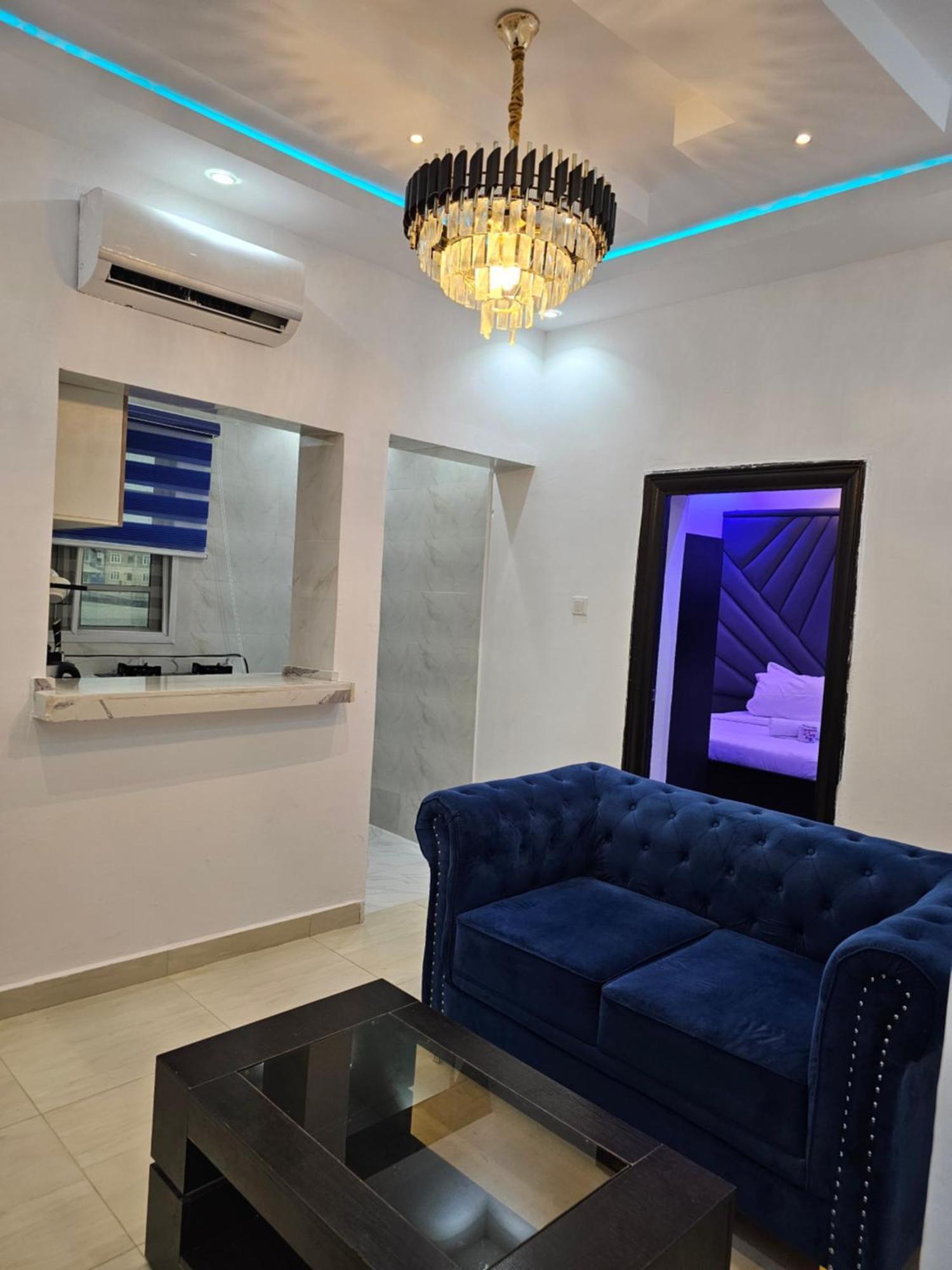 Vhs Vinchee Suites Lagos Luaran gambar