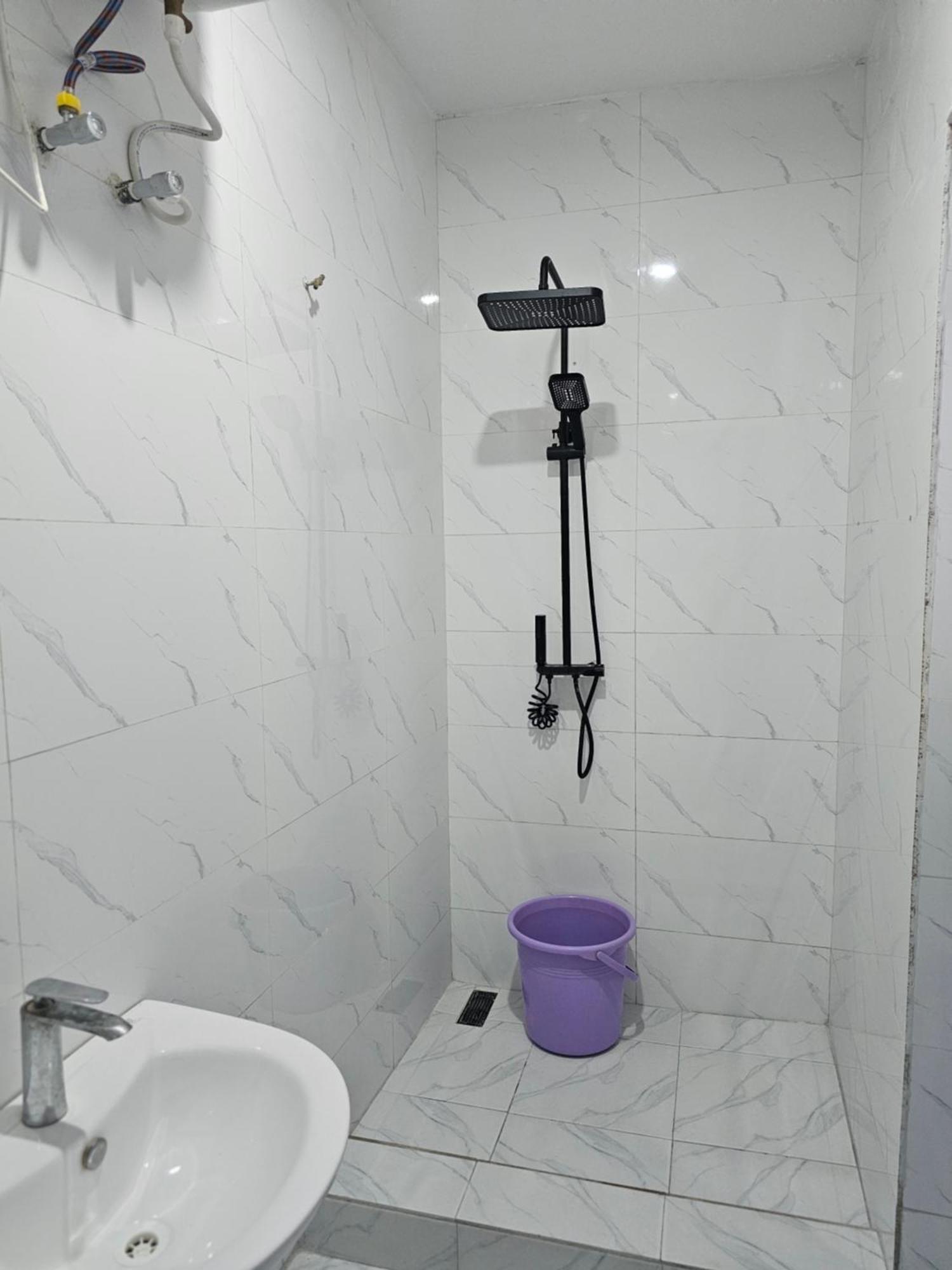 Vhs Vinchee Suites Lagos Luaran gambar